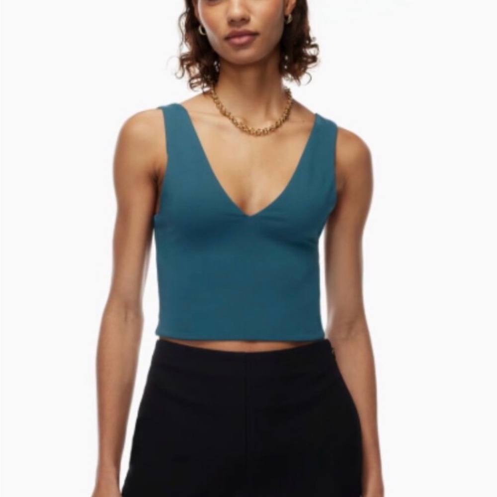 Aritzia Babaton Teal V-Neck Crop Top